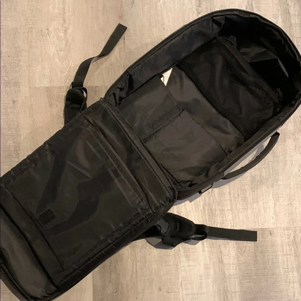 Standard Luggage Co. The Daily Backpack Black and Gray Convertible work/travel